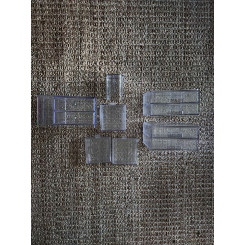 Seven Piece Unbranded Clear Acrylic Makeup Organizers/Storage One Size